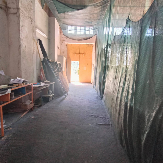 Warehouse for sale in Soriano nel Cimino