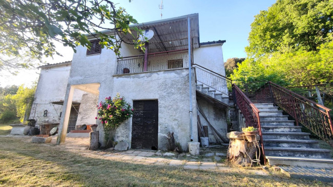 Casale in vendita a Amelia