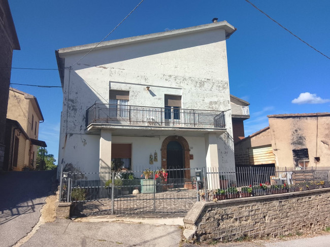 casa semi-indipendente in vendita a Narni