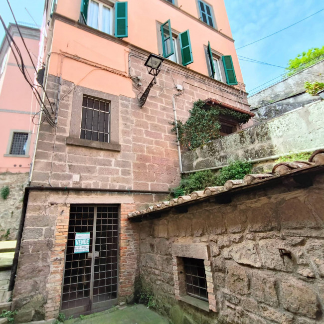 Warehouse for sale in Soriano nel Cimino