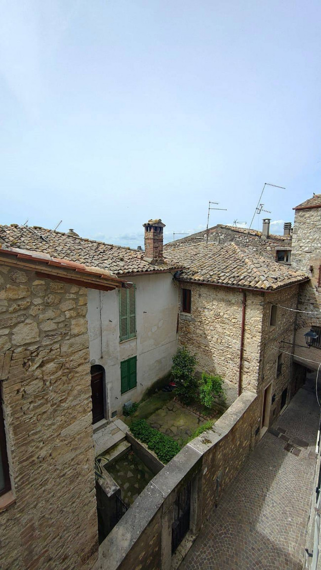 Apartment for sale in Montecchio