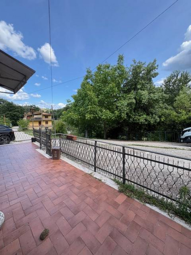 casa semi-indipendente in vendita a Narni