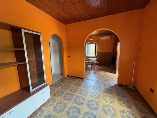 casa semi-indipendente in vendita a Narni