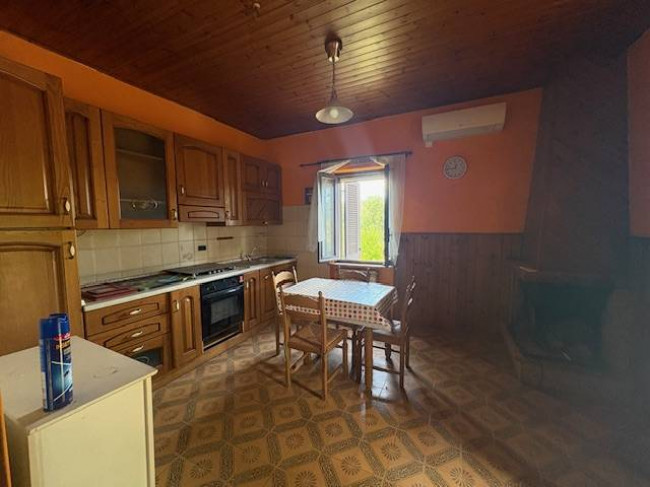 casa semi-indipendente in vendita a Narni