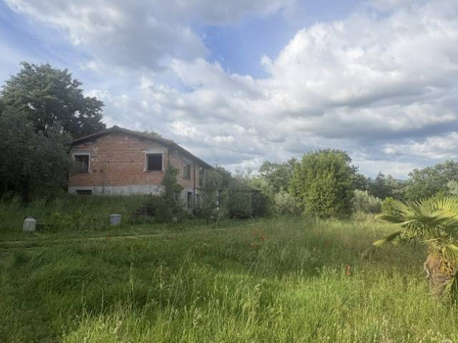 Villa for sale in Graffignano