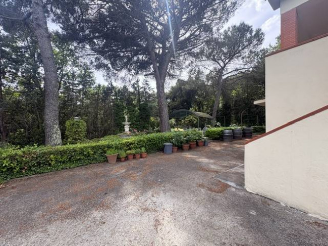 Villa for sale in Graffignano