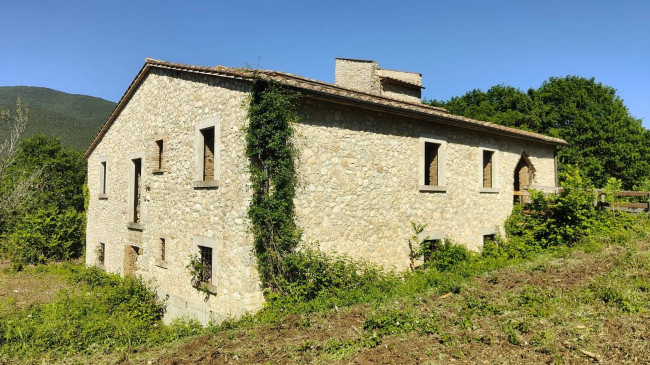 Homestead for sale in Guardea