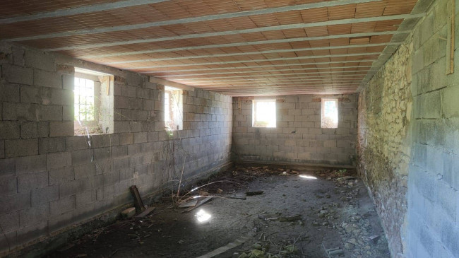 Homestead for sale in Guardea