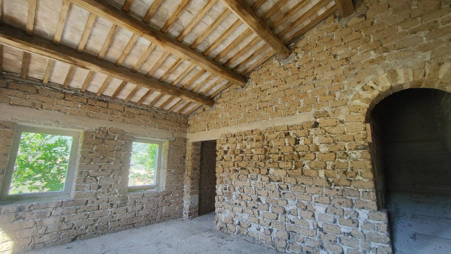 Homestead for sale in Guardea