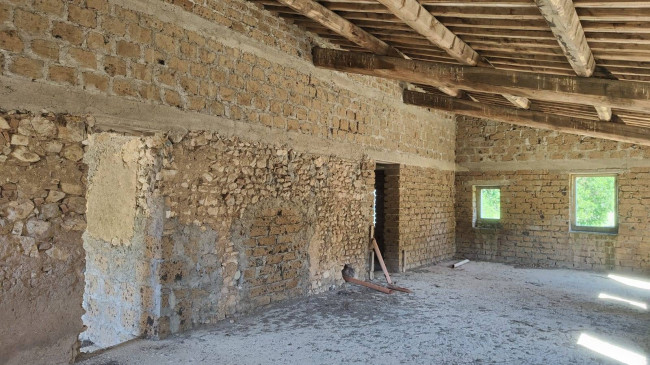 Homestead for sale in Guardea