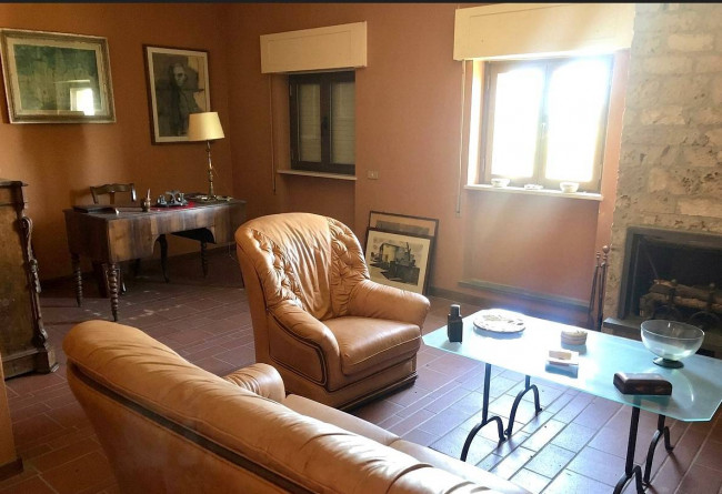 Villa for sale in Amelia