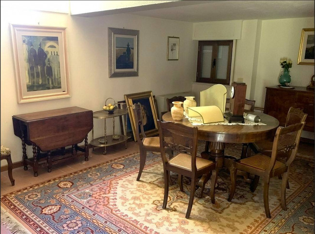 Villa for sale in Amelia