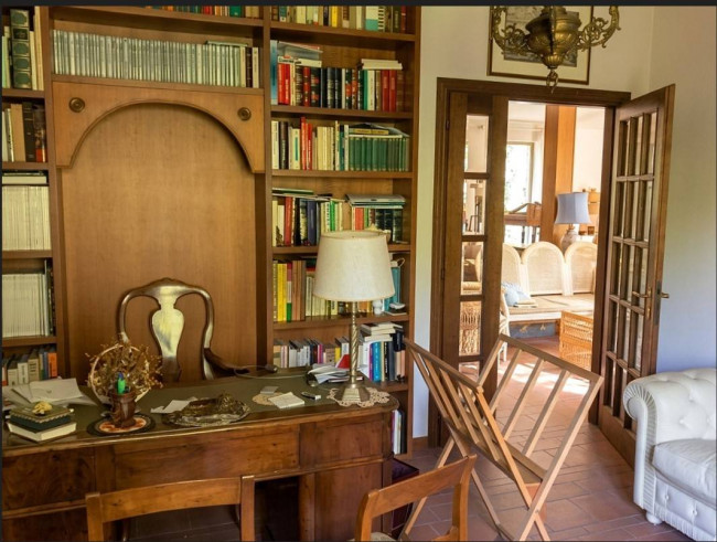Villa for sale in Amelia