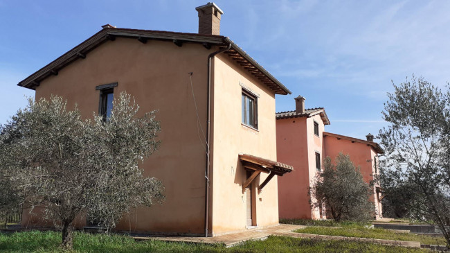 Villetta Bifamiliare in vendita a Avigliano Umbro