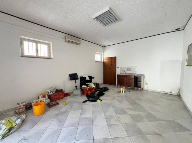 Box o garage in vendita a Orte