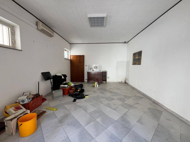 Box o garage in vendita a Orte
