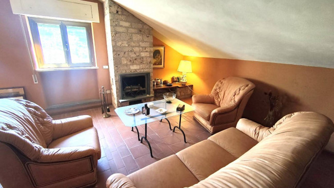 Villa in vendita a Amelia