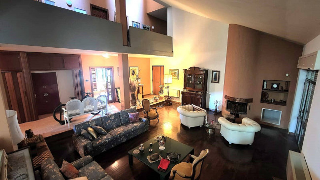 Villa in vendita a Amelia