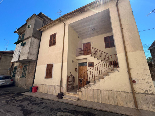 Appartamento in vendita a Vasanello