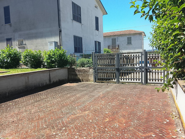 casa semi-indipendente in vendita a Narni