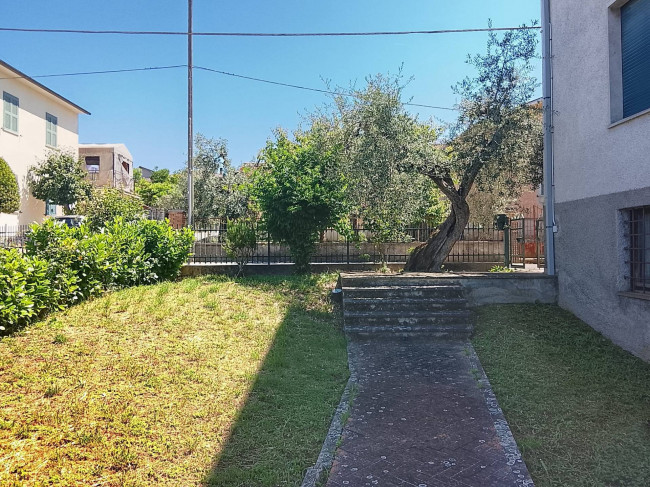 casa semi-indipendente in vendita a Narni