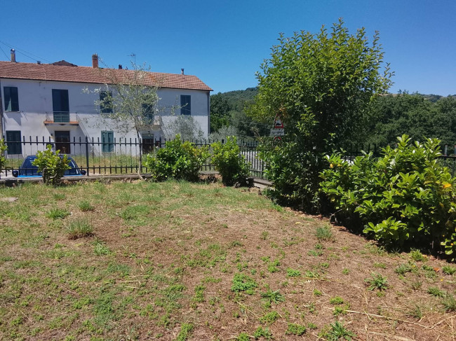 casa semi-indipendente in vendita a Narni
