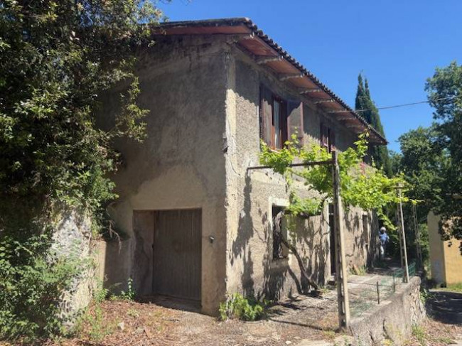Casa singola in vendita a Narni