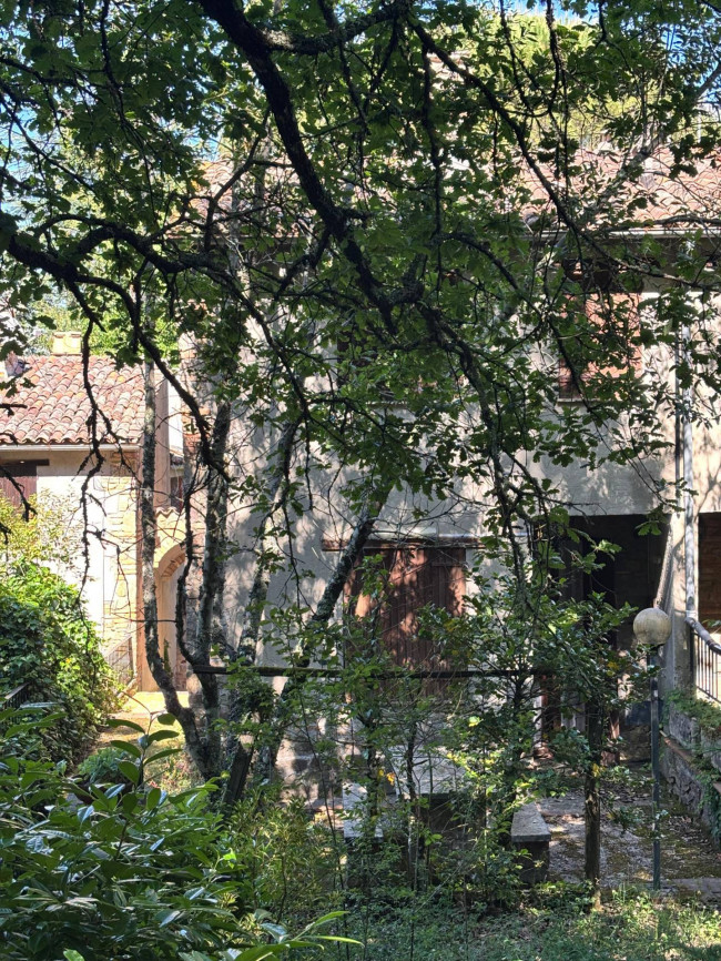 Villetta Bifamiliare in vendita a Guardea