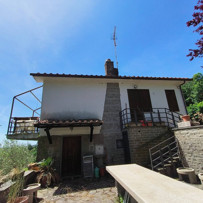 Villa in vendita a Soriano nel Cimino