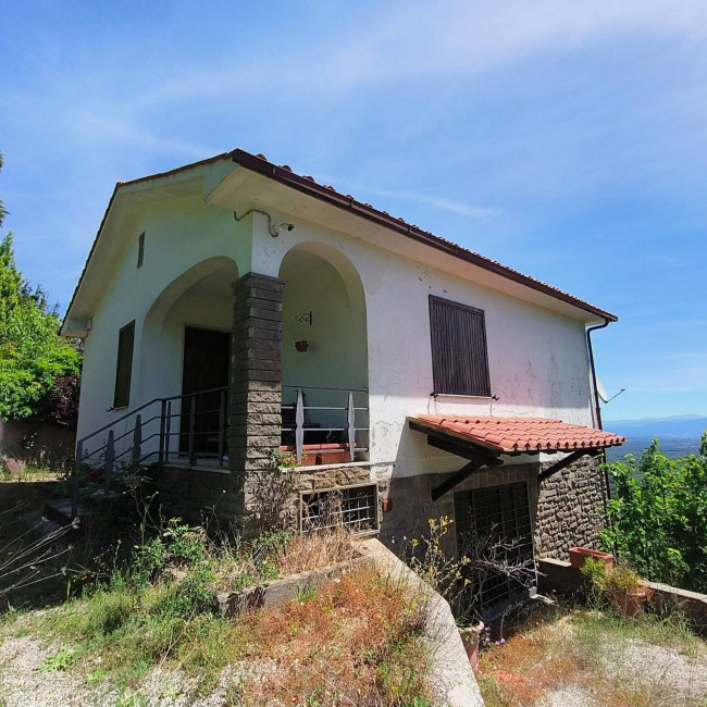 Villa in vendita a Soriano nel Cimino