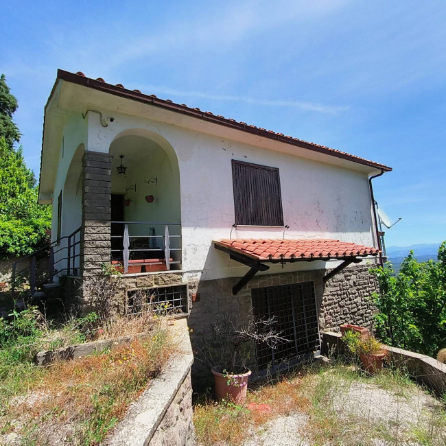 Villa in vendita a Soriano nel Cimino