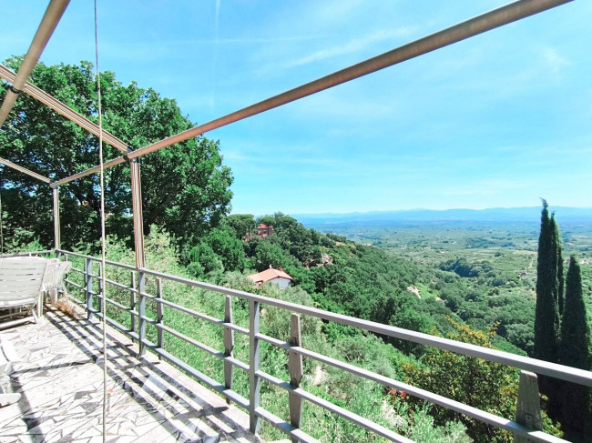 Villa in vendita a Soriano nel Cimino