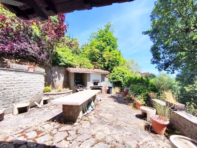 Villa in vendita a Soriano nel Cimino