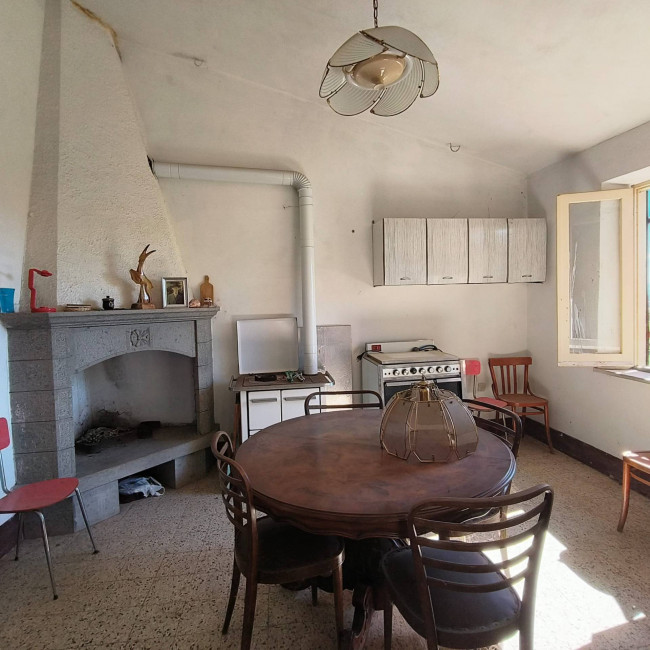 Casa singola in vendita a Soriano nel Cimino