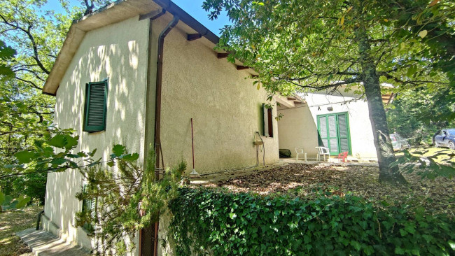 Casa singola in vendita a Montecastrilli