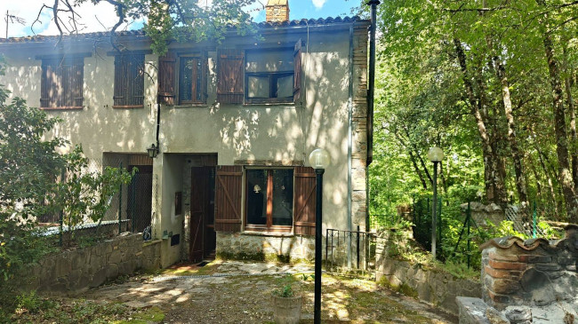 Villetta Bifamiliare in vendita a Guardea