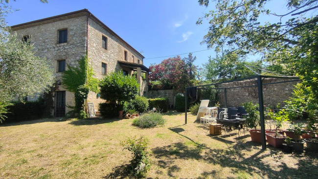 Casale in affitto a Amelia