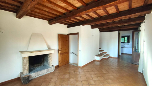 Casale in affitto a Amelia