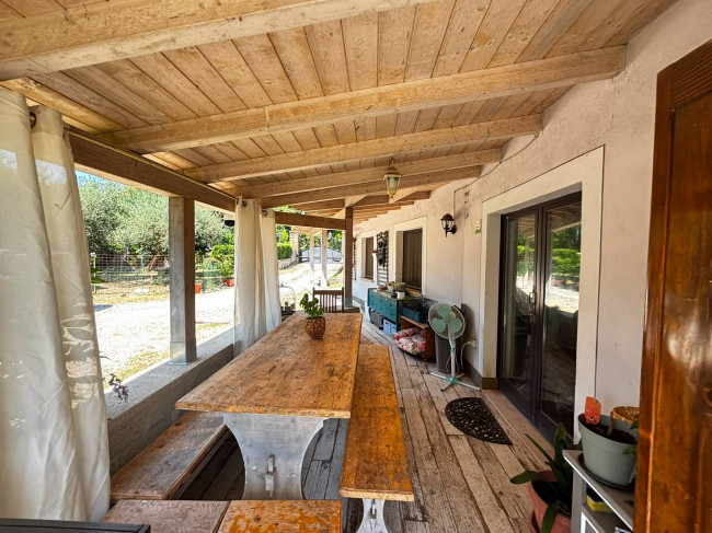 Casa singola in vendita a Bassano in Teverina