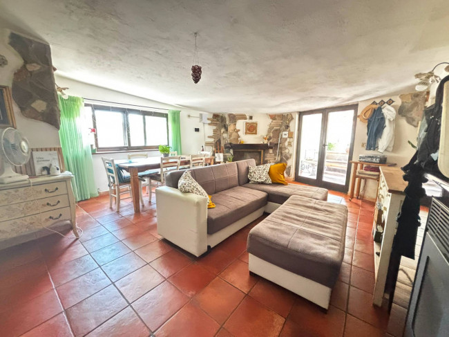 Casa singola in vendita a Bassano in Teverina