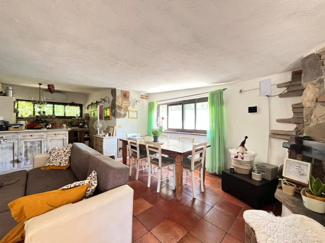 Casa singola in vendita a Bassano in Teverina