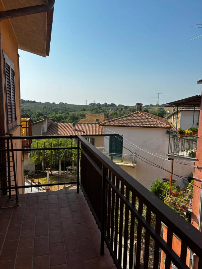 Appartamento in vendita a Bassano in Teverina