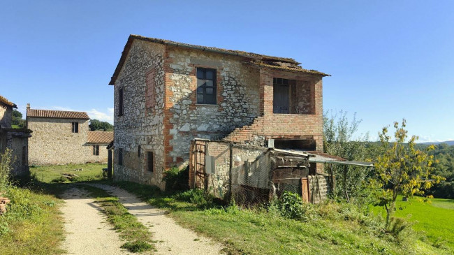 Casale in vendita a Avigliano Umbro