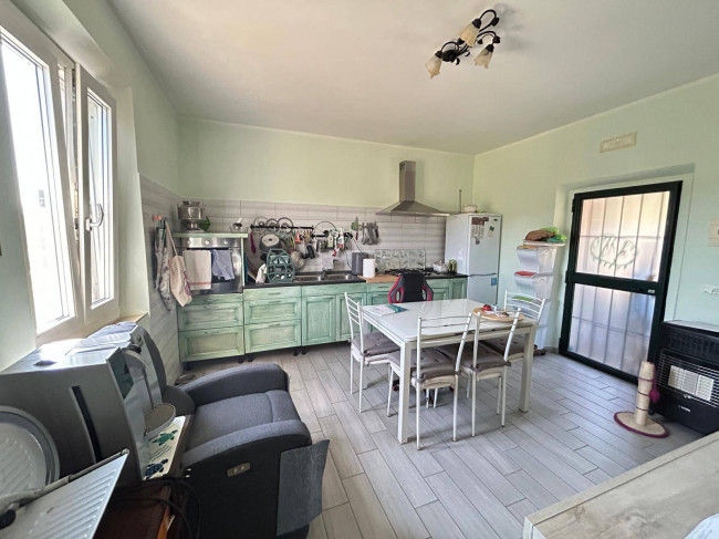 casa semi-indipendente in vendita a Orte