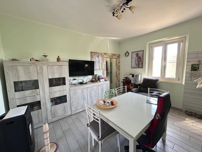 casa semi-indipendente in vendita a Orte