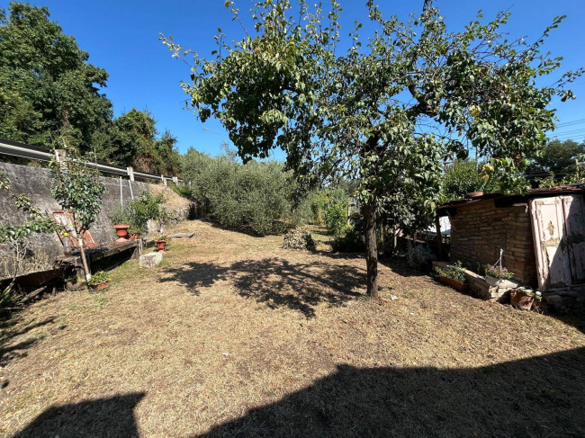 casa semi-indipendente in vendita a Orte