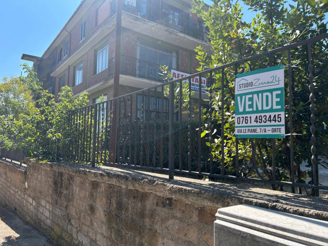 Appartamento in vendita a Vasanello