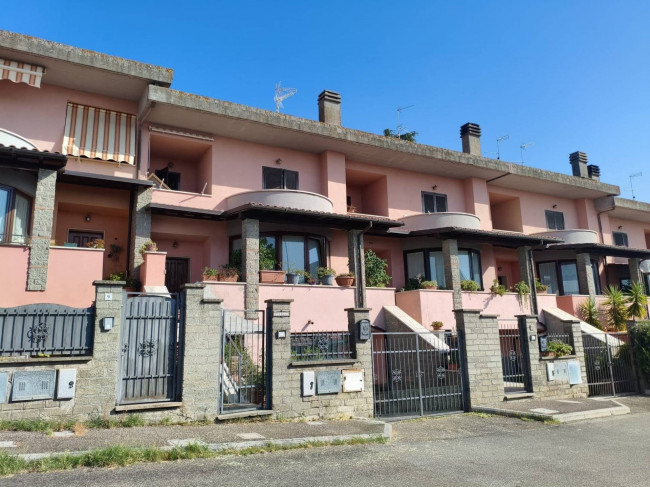 Villette a schiera in vendita a Vignanello