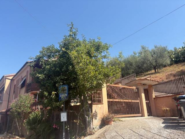 Casa singola in vendita a Calvi dell'Umbria