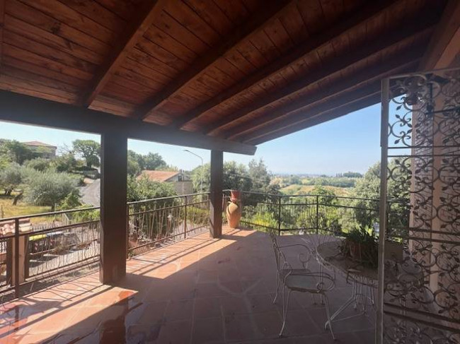 Casa singola in vendita a Calvi dell'Umbria
